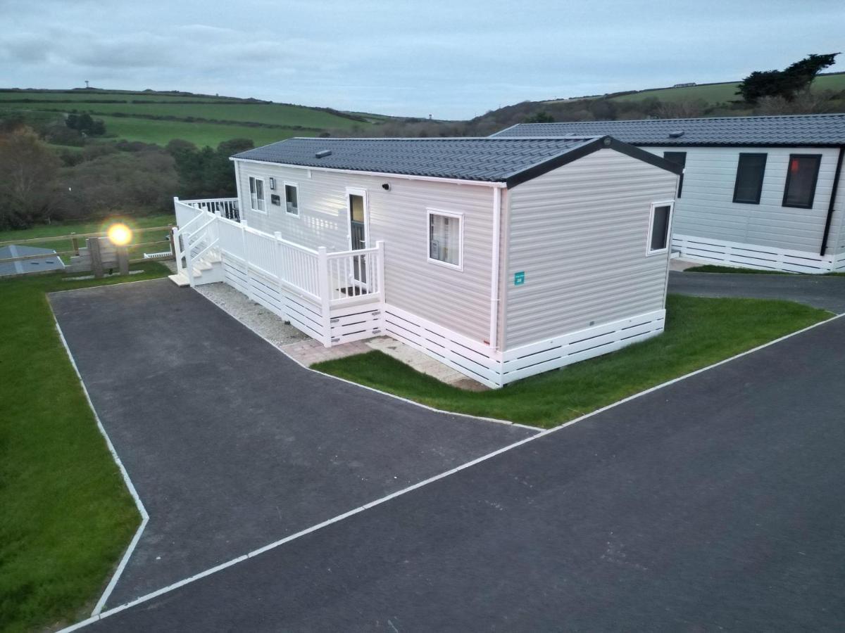 3-Bedroom Holiday Home With Valley Views New Quay Zewnętrze zdjęcie