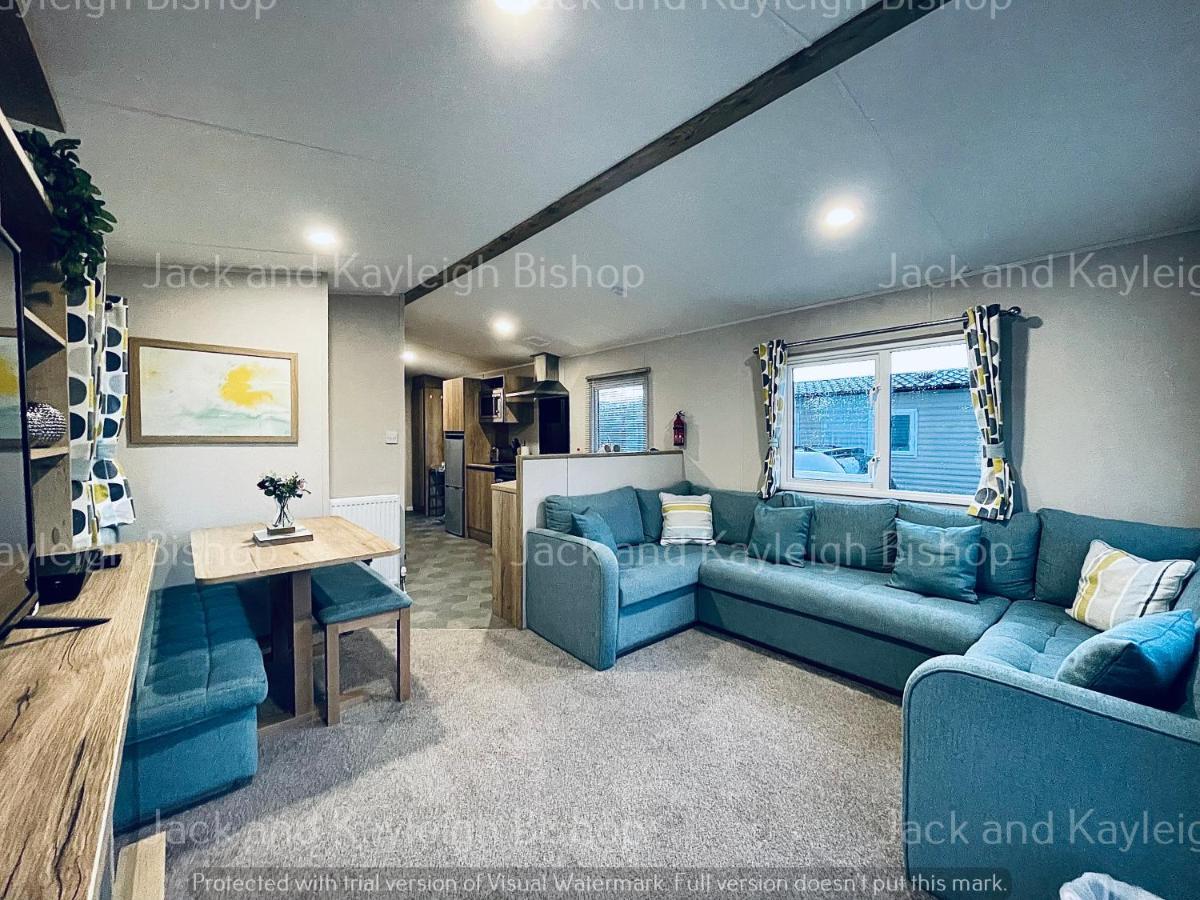 3-Bedroom Holiday Home With Valley Views New Quay Zewnętrze zdjęcie