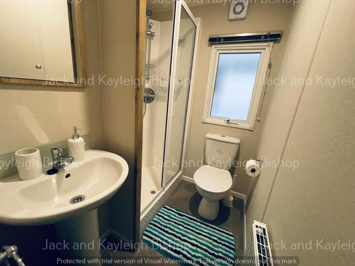 3-Bedroom Holiday Home With Valley Views New Quay Zewnętrze zdjęcie
